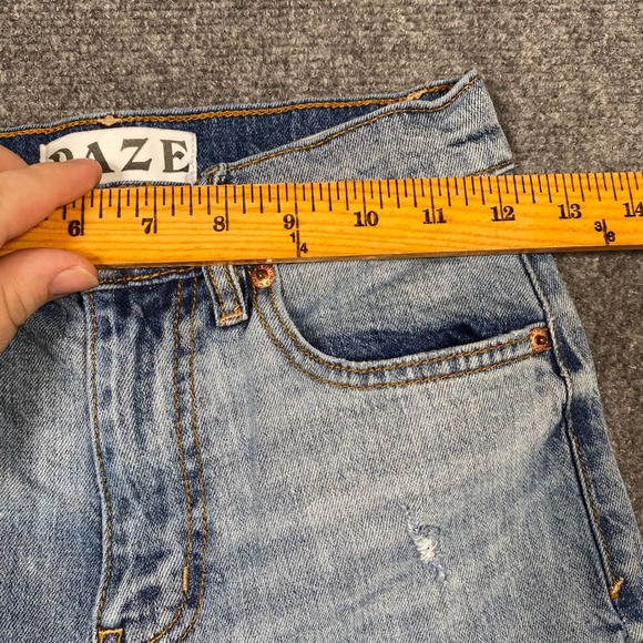 DAZE Women's Jeans Size 24 Light Wash Distressed Cropped Flare Denim - Picture 2 of 9
